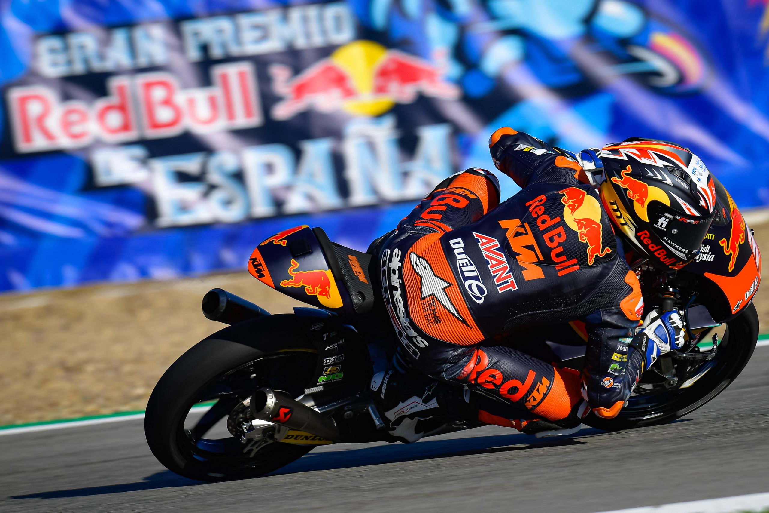 Moto3 debutant Pedro Acosta wint ook in Jerez