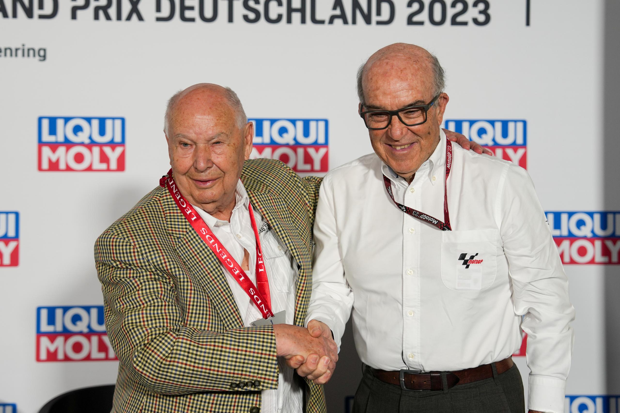 Hans-Georg Anscheidt am Sachsenring als MotoGP-Legende vereidigt