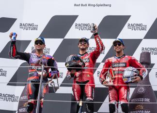 motogp-top3-redbull