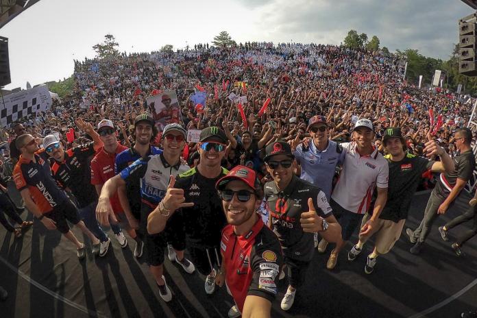 motogp-fanparade-lombok