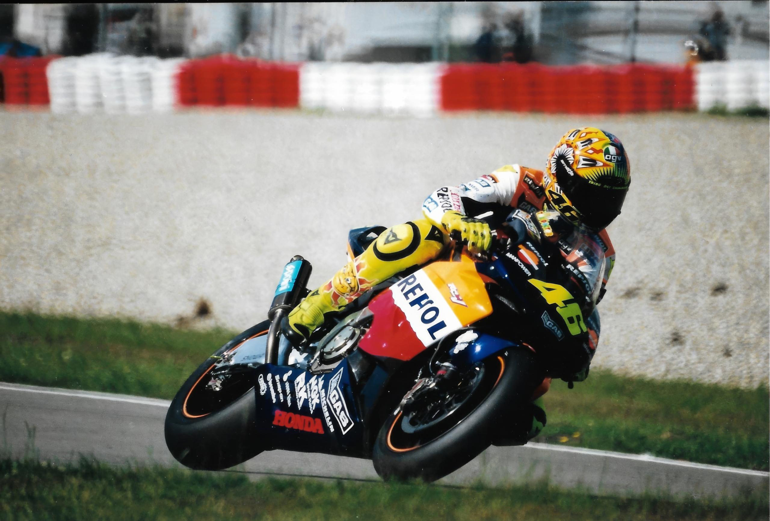 Valentino Rossi tijdens de TT Assen in 2002 | Foto © Henk Teerink 